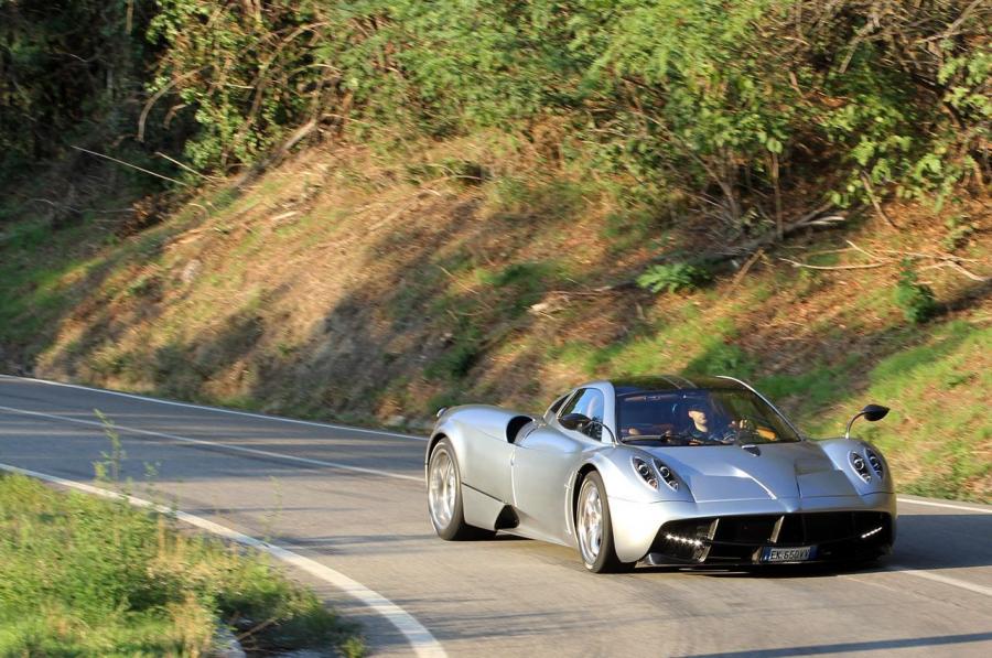  Pagani Huayra 2013 года  (фото 54 из 56)